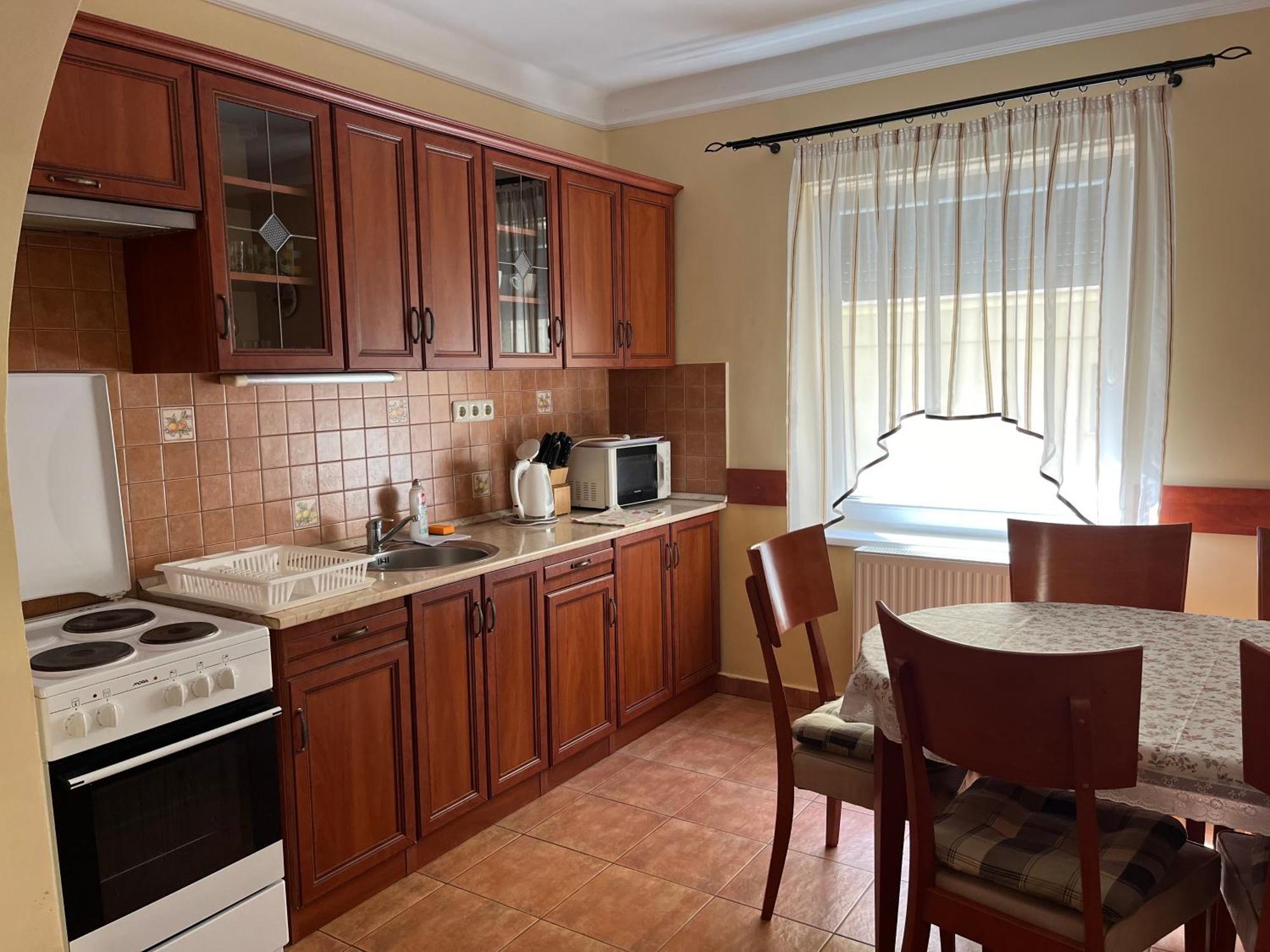 Apartment Villa Attila เฮวิซ ภายนอก รูปภาพ