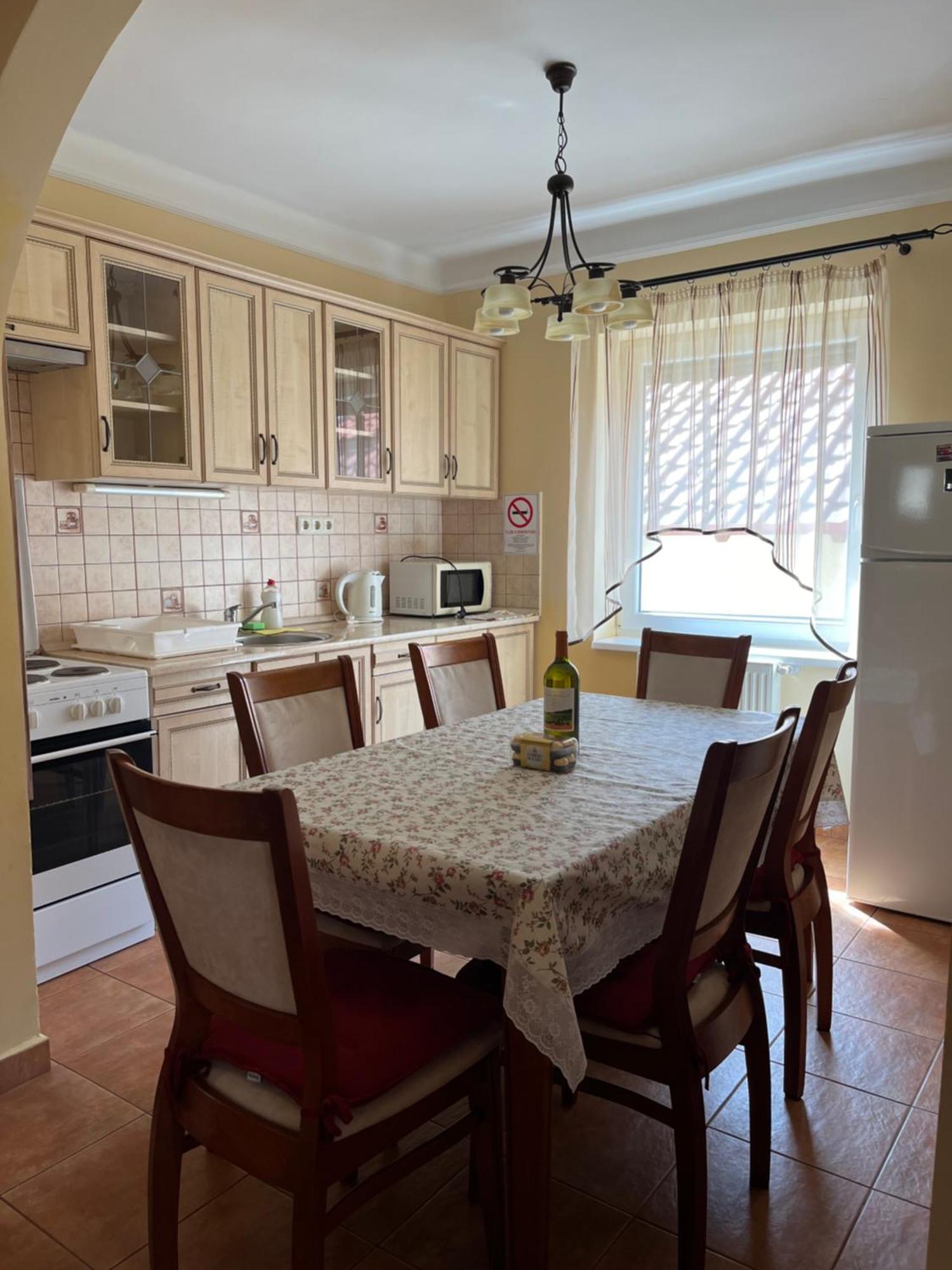 Apartment Villa Attila เฮวิซ ภายนอก รูปภาพ